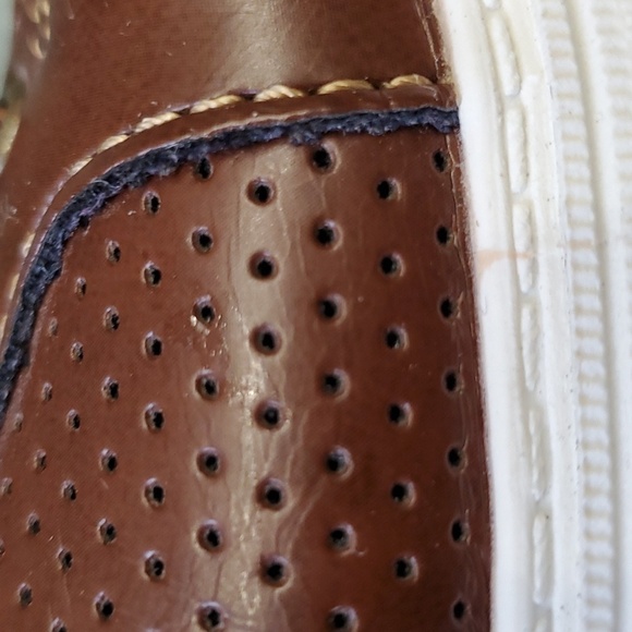 American Eagle kids brown leather tie shoes. Size 1.5. Excellent conditi… - Picture 10 of 11